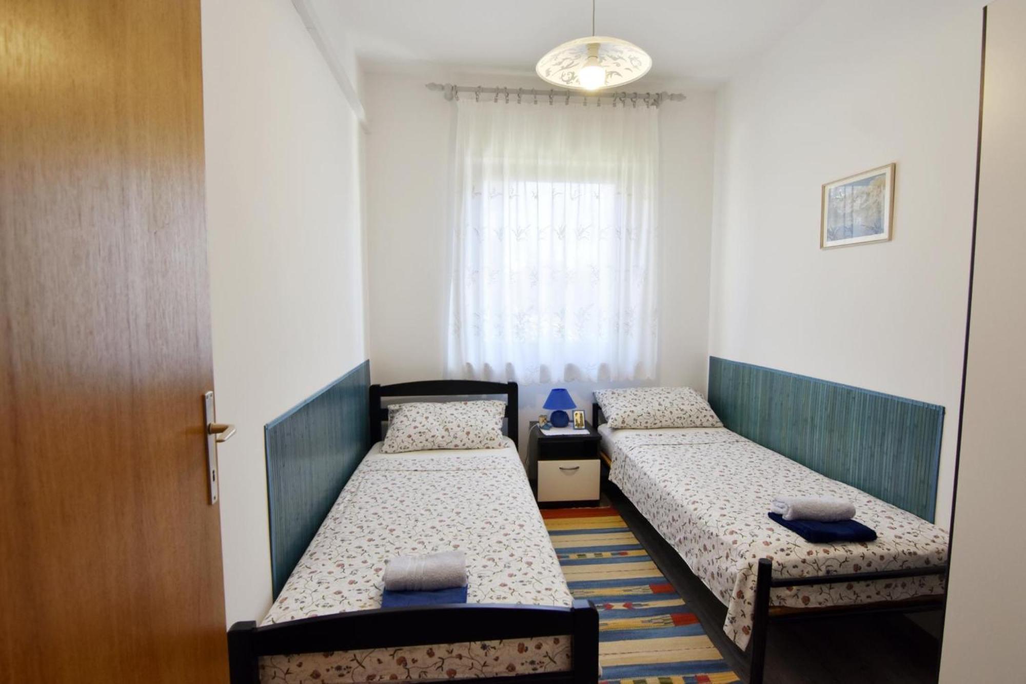 Apartmán With A Parking Space - 22482